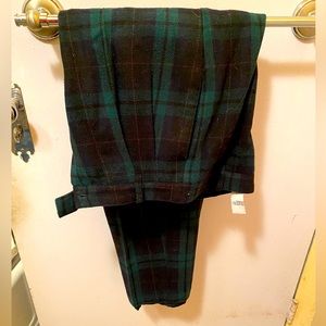 Sag Harbor Black Swatch lined wool pants